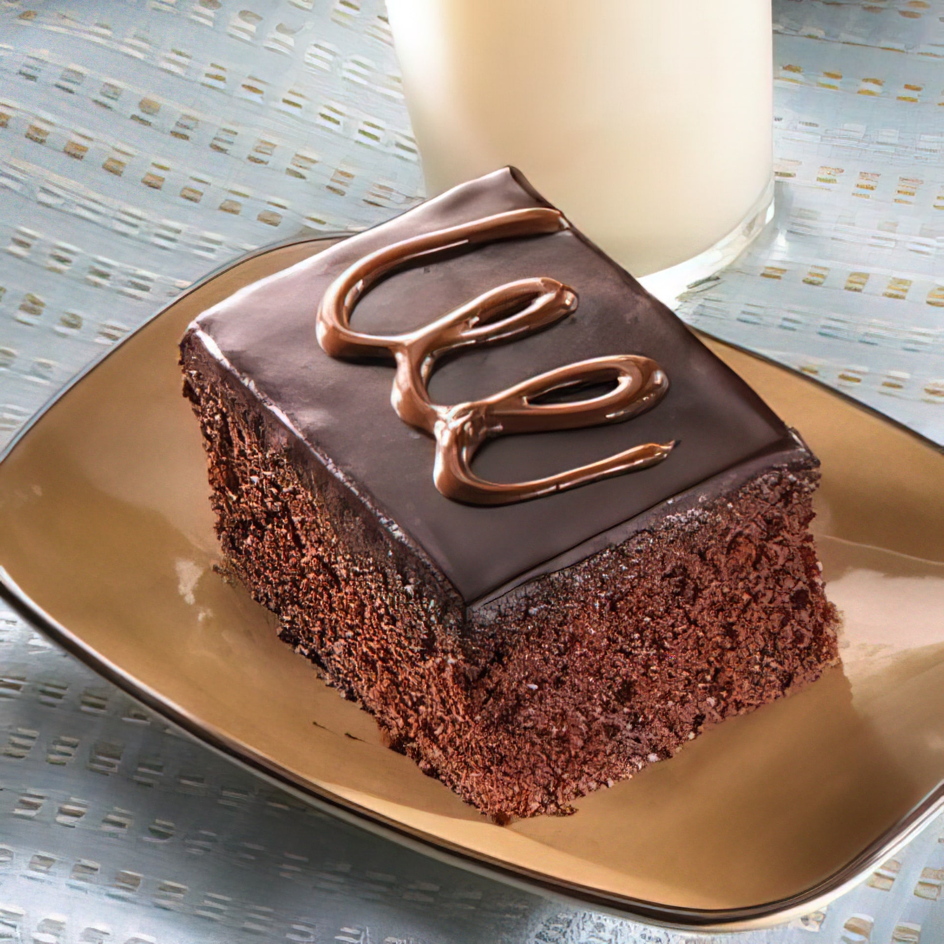 HERSHEY'S Chocolate Picnic Cake