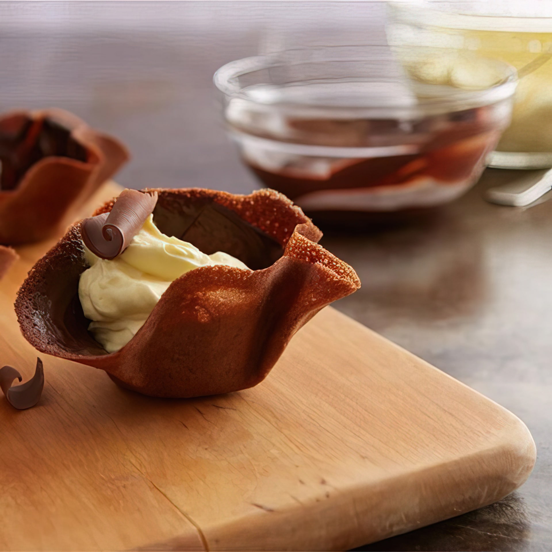 Chocolate Cups with Lemon Cream