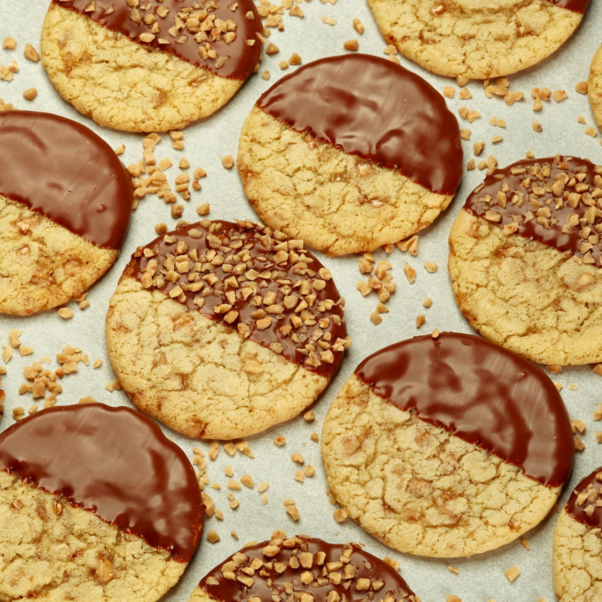 Chocolate-Dipped HEATH Toffee Bits Cookies