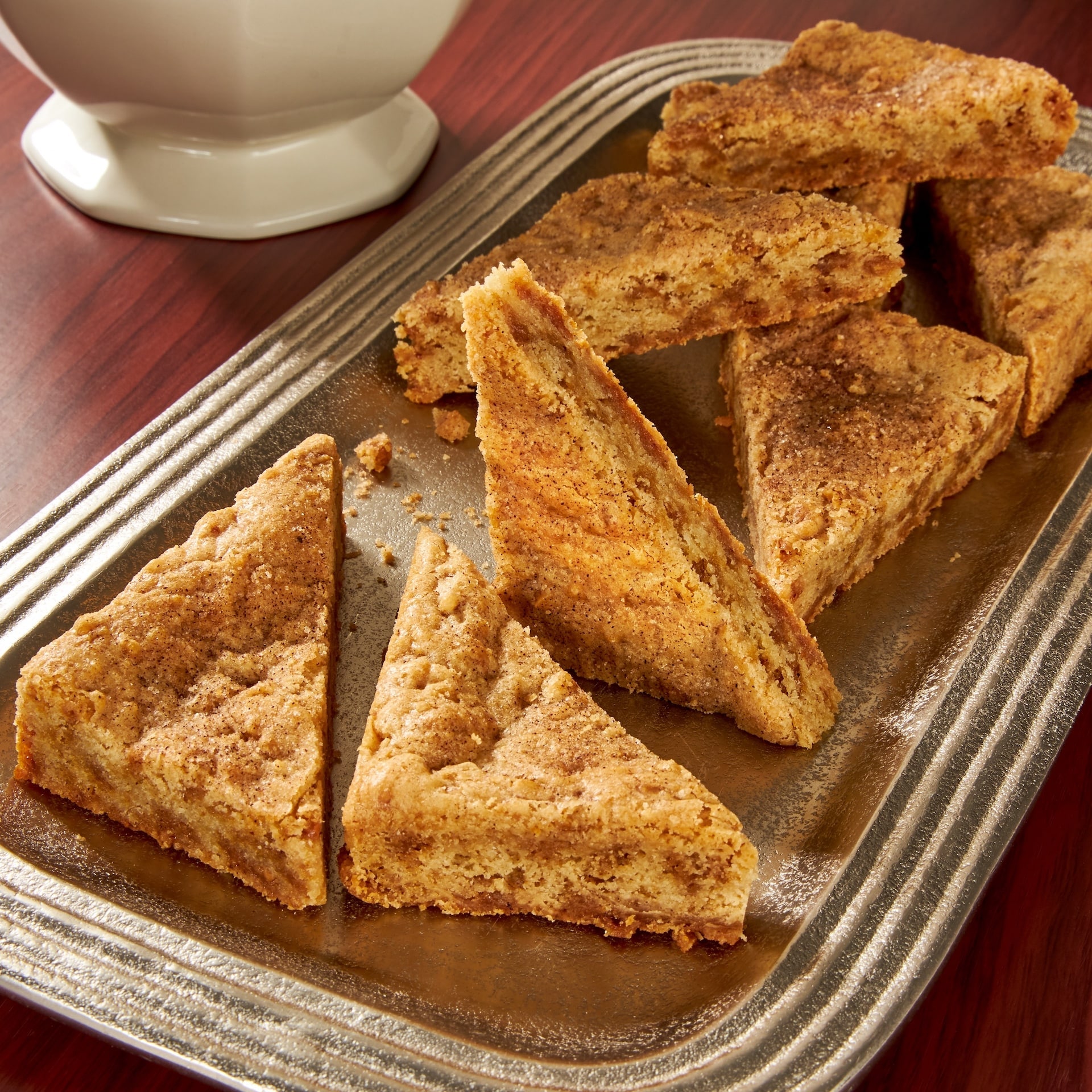 HEATH Toffee Snickerdoodle Blondies